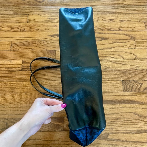 Barrington Gifts Navy Blue Cheetah Leopard Black Leather St. Anne Tote Bag - Picture 5 of 9